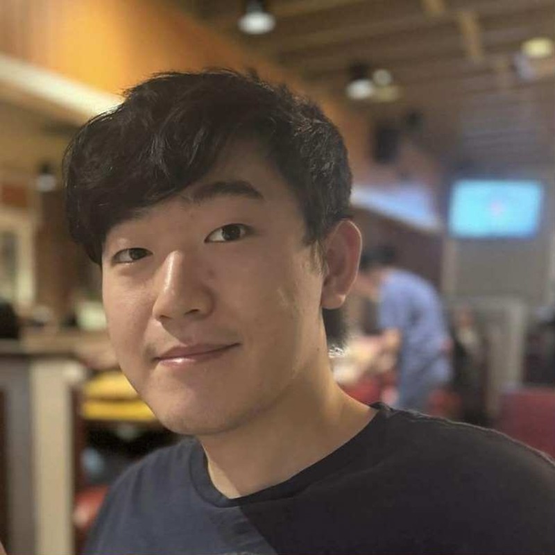 Eric Zeng headshot
